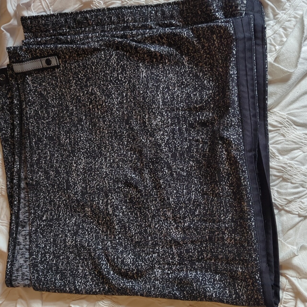 Lululemon Vinyasa scarf/wrap